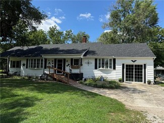 403 N Upham St, Farlington, KS 66734