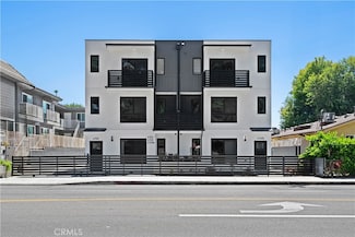 6704 1/2 Kester Ave, Los Angeles, CA 91405