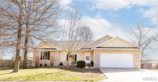 20898 Lacombe Rd, Waynesville, MO 65583