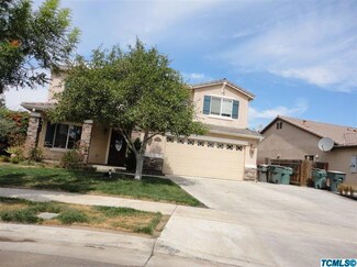 3013 N Mendonca St, Visalia, CA 93291