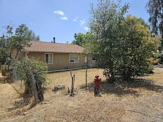 1637 Green St, Redding, CA 96002