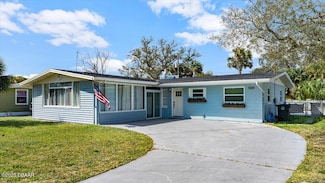 1030 Alice Dr, Daytona Beach, FL 32117