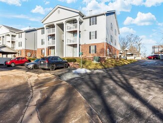 4301 Arrow Tree Dr Unit A, Saint Louis, MO 63128