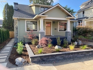 1715 SE 51st Ave, Portland, OR 97215