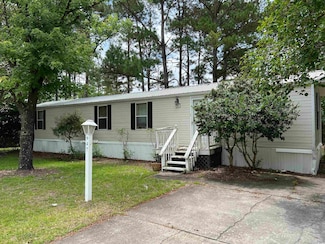947 Jamestown Rd, Conway, SC 29526