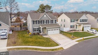 36 Circle Dr, Sicklerville, NJ 08081