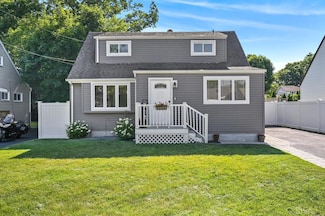 202 Austin Ave, Old Bridge, NJ 08857