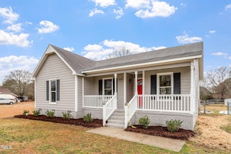 4610 Lemon Heights Dr, Sanford, NC 27332