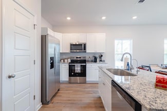 5022 Rosewyck Cir, Valdosta, GA