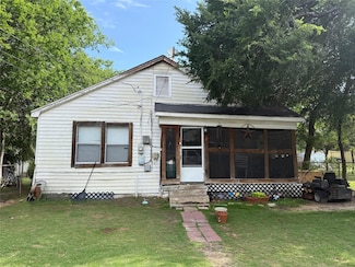 806 Walnut St, Bryan, TX 77803