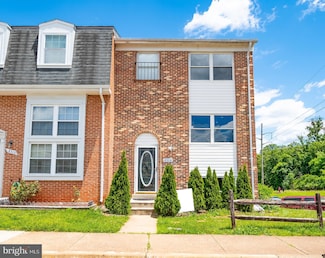 8308 Shady Grove Cir, Manassas, VA 20110