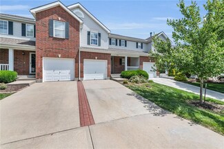 1128 SW Wysteria Dr, Lees Summit, MO 64082