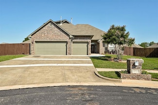 1725 Harvest Ln, Edmond, OK 73003