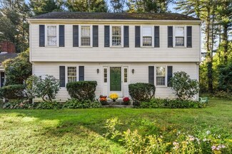 25 Templewood Dr, Duxbury, MA 02332
