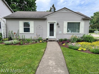 237 Woodlawn Ave, Royal Oak, MI 48073