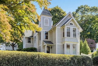 246 Rowayton Ave, Norwalk, CT 06853