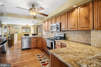 24 Gerald Ave, Feasterville Trevose, PA 19053