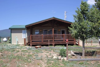 80 Lake Ave, Eagle Nest, NM 87718