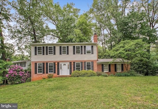12208 Folkstone Dr, Herndon, VA 20171