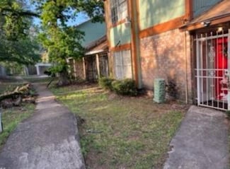 12327 W Village Dr, Houston, TX 77039