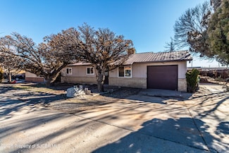 4901 Largo St, Farmington, NM 87402