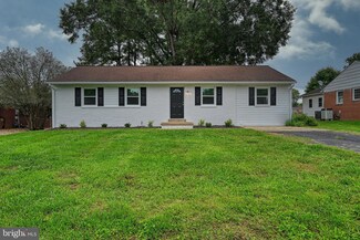 302 Paynor Ave, Gordonsville, VA 22942