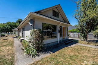 8723 7th Ave S, Seattle, WA 98108