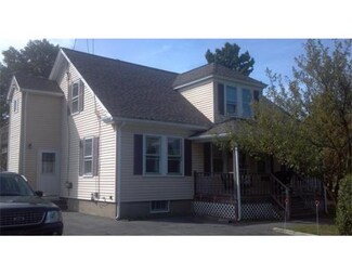 21 Houghton St, Woburn, MA 01801