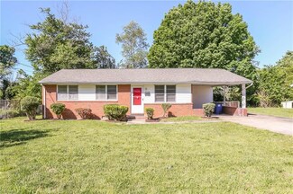 2526 Atlee St, Winston Salem, NC 27105