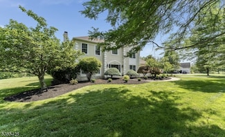 96 Becks Blvd, Ringoes, NJ 08551