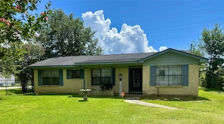 601 Elsbeth St, Channelview, TX 77530