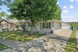 3109 Hopkins St, Steger, IL 60475