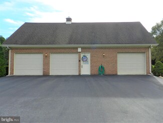 1126 Somerset Ln, Owings, MD 20736