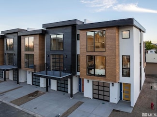 3826 Lakeside Dr Unit 14, Reno, NV 89509