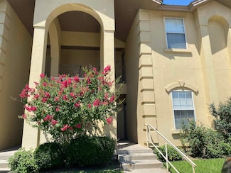 9804 Cantera Ct Unit 80, Laredo, TX 78045