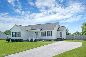 1215 Duce Dr, Greenville, NC 27834