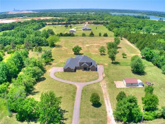 4101 Cramer Rd, Spencer, OK 73084