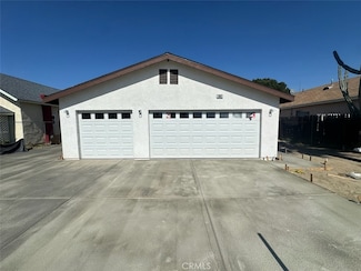 3883 Wallace St, Riverside, CA 92509