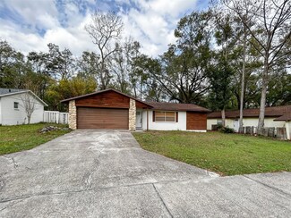8110 SW 12th Place, Gainesville, FL 32607