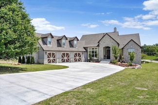 421 Summercrest Ct, Sapulpa, OK 74066