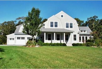 108 Ray Peck Dr, Dartmouth, MA 02748
