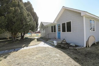 128 S Walnut St, Townsend, MT 59644