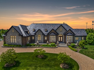 23 Enclave Ct, South Barrington, IL 60010