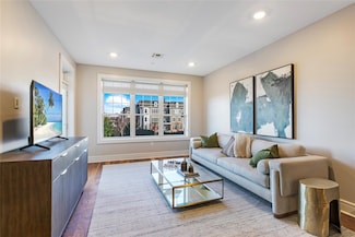 990 Corporate Dr Unit 308, Westbury, NY 11590