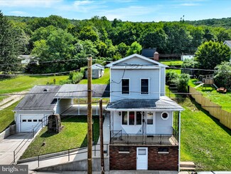 138 E Savory St, Pottsville, PA 17901