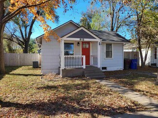 812 S Elm St, McPherson, KS 67460