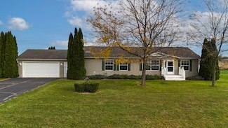 559 W Corbly Rd, Hebron, IN 46341