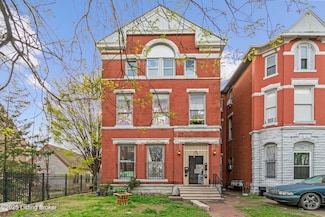 938 S 1st St, Louisville, KY 40203