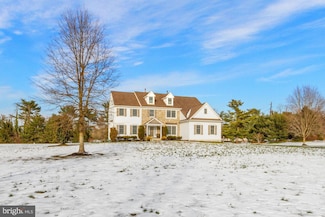 2 Amberwood Ln, Lumberton, NJ 08048