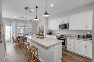 601 W Foothill Blvd Unit 76, Glendora, CA 91741